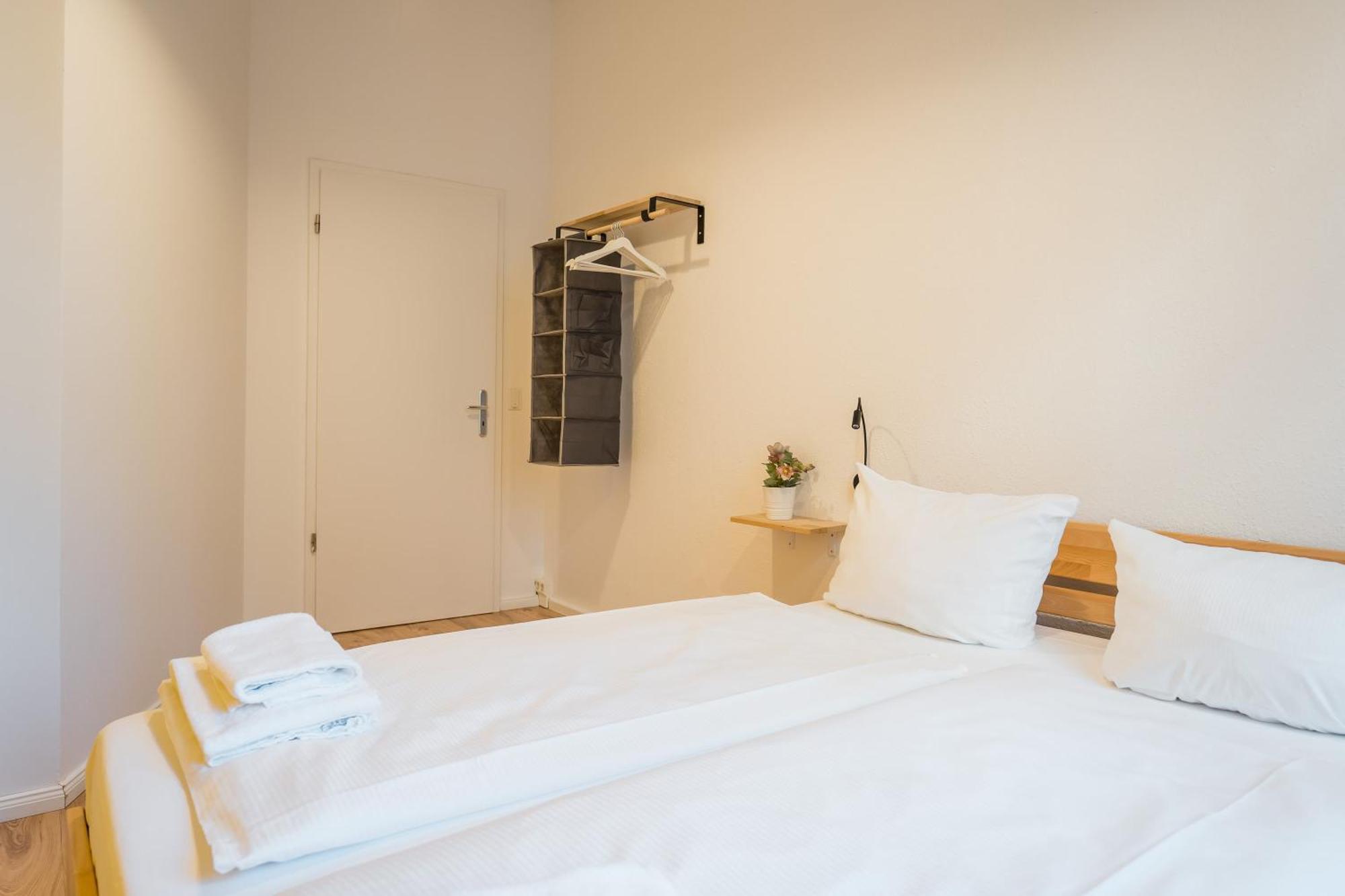 Appartamento 2 Bedroom In Convinient Location Berlino