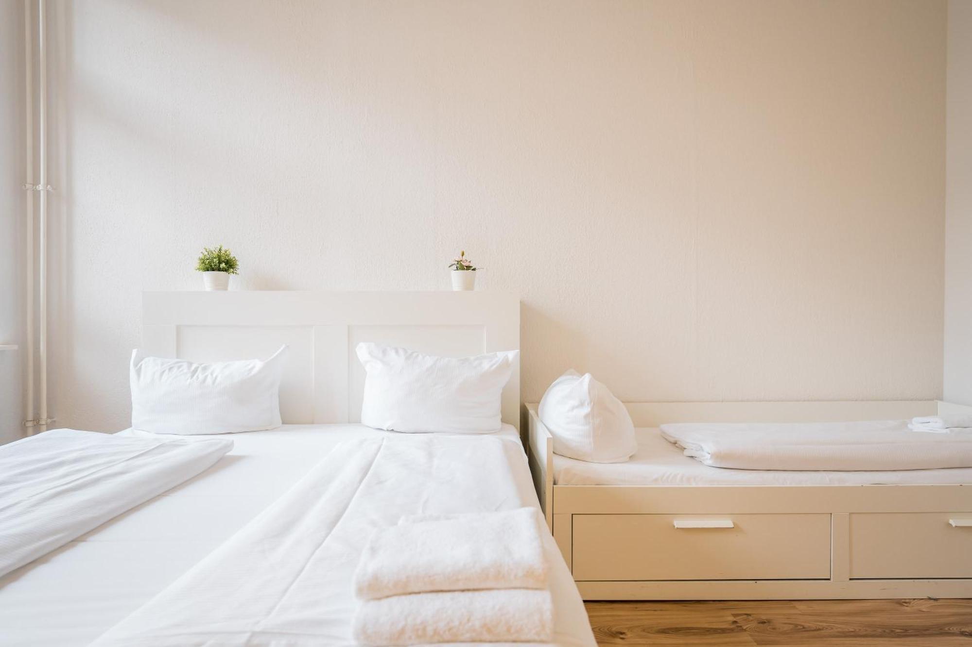 2 Bedroom In Convinient Location *